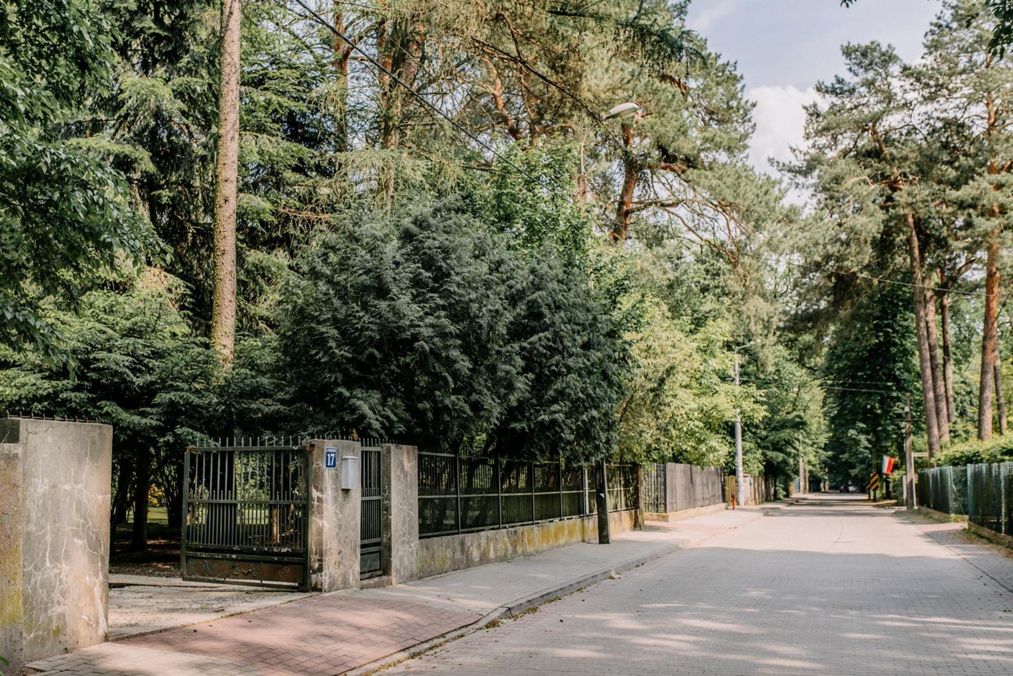 Apartel Piaseczno Piaseczno  Kültér fotó